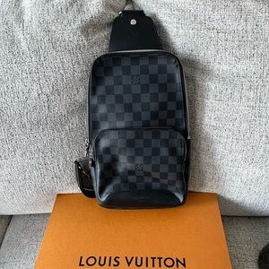 Louis Vuitton Avenue Sling Bag- N41719